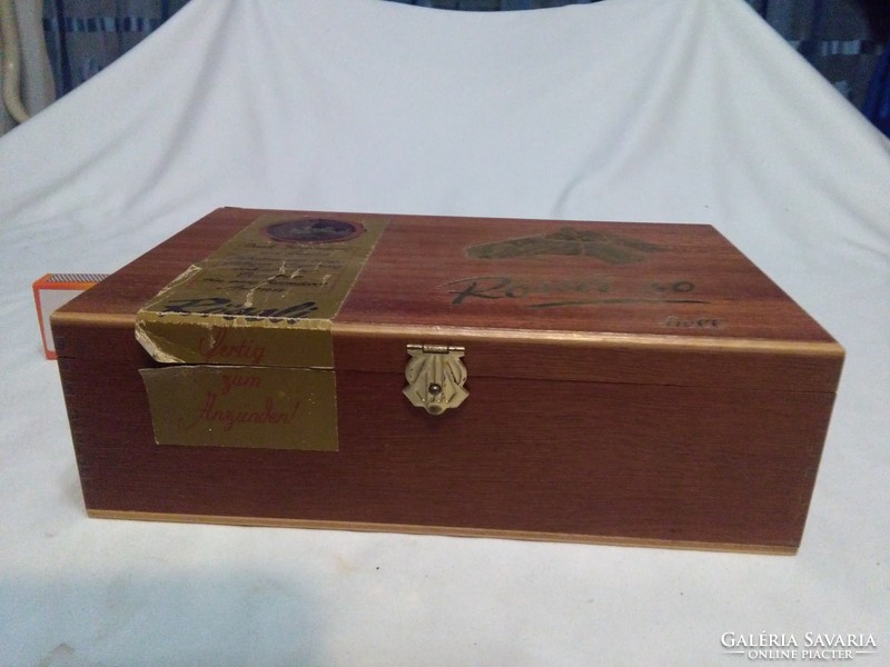 Rössli cigar wooden box