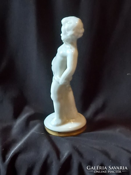 Nápolyi porcelán álló puttó figura (kézzel festett, jelzett forma számmal)