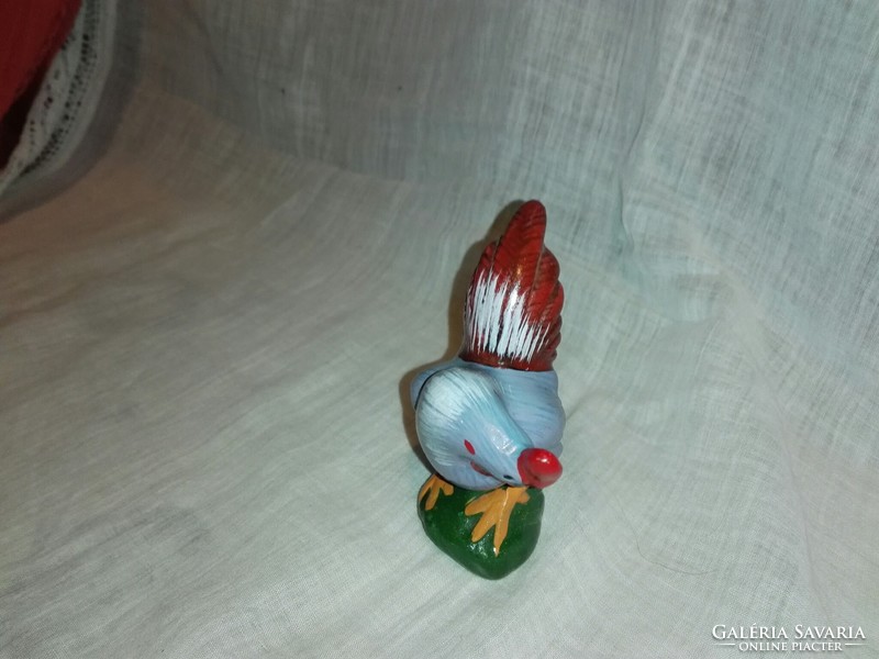 Hand painted gray ceramic rooster.
