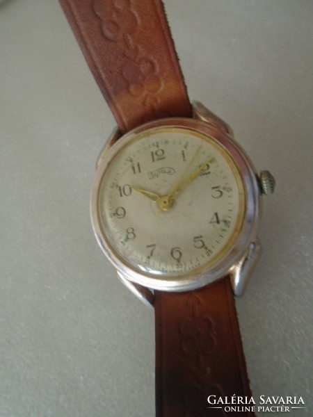 Vintage ural men's watch from the 1950s in a more beautiful condition than before