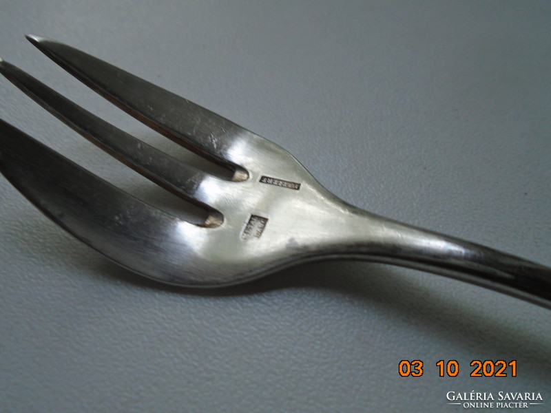19. French French plate oyster fork metal blanc 1-ere with titre marking, unique numbering