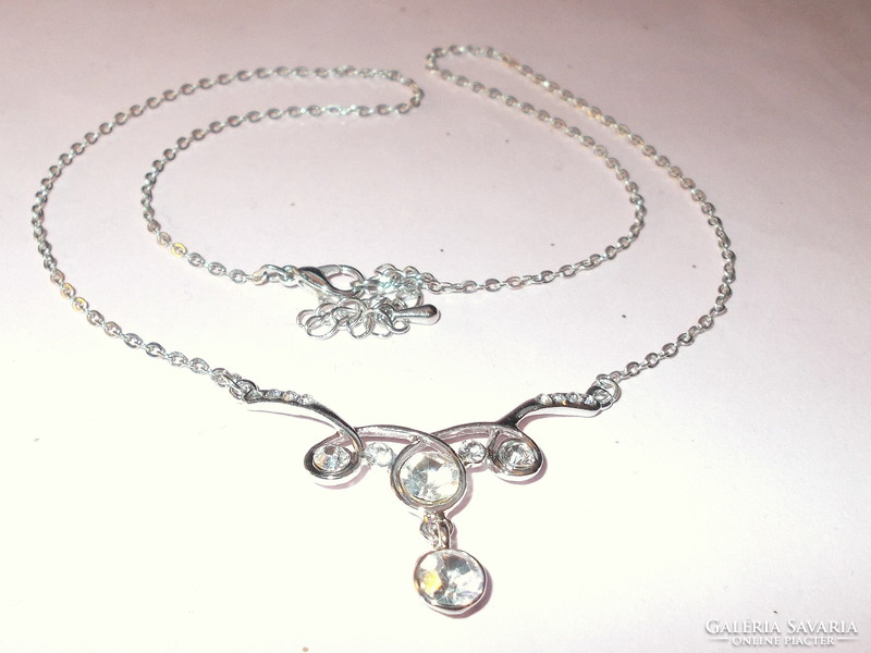 Cubic zirconia crystal coli Tibetan silver vintage necklace