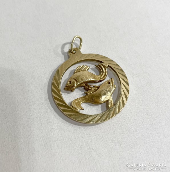 14K gold horoscope pendant, Pisces - 5.2G