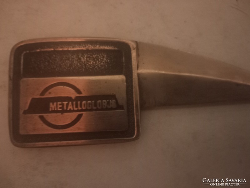 Metalloglobus leaf opening knife in its original case from the 1970s