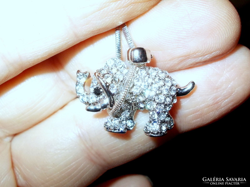 Swarovski crystal little elephant Tibetan silver necklace