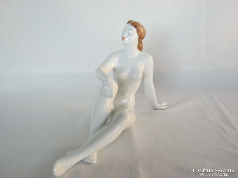 Retro ... Hollóházi porcelán figura nipp női akt