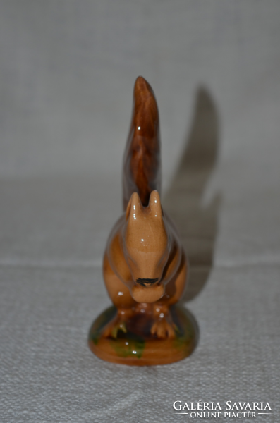 Ceramic squirrel (dbz 0094)
