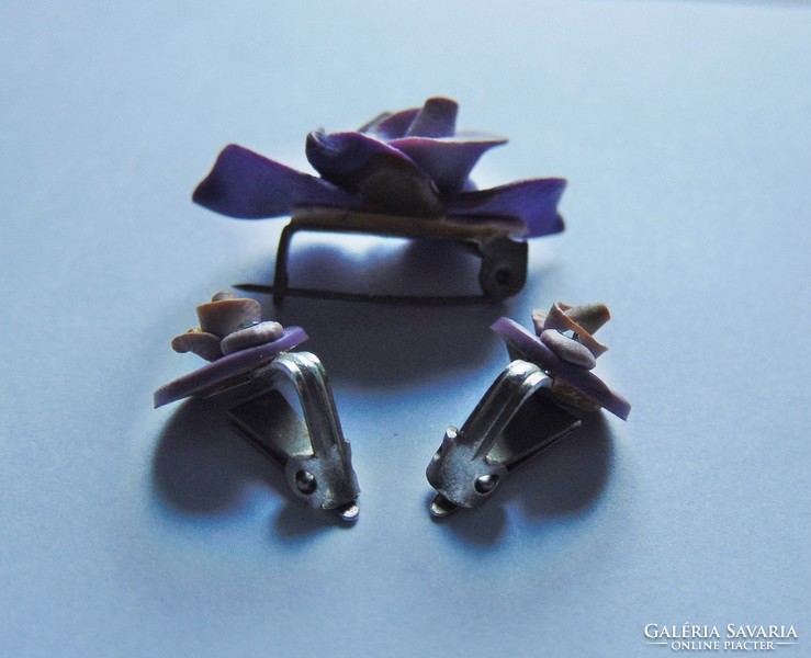 Retro rosary brooch and ear clip set