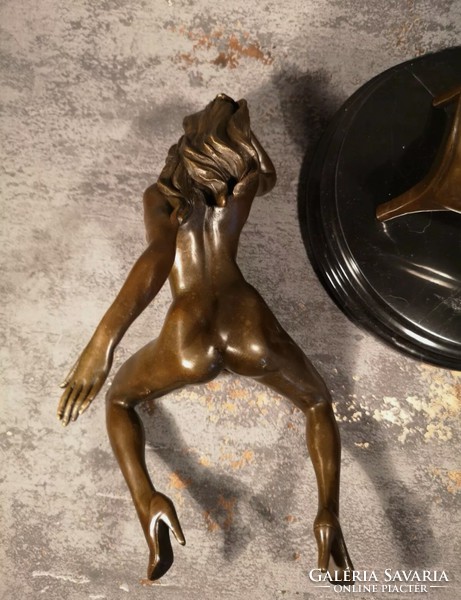 Sitting female act - bronze sculpture