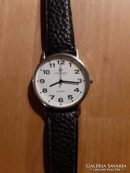 Classique quartz watch
