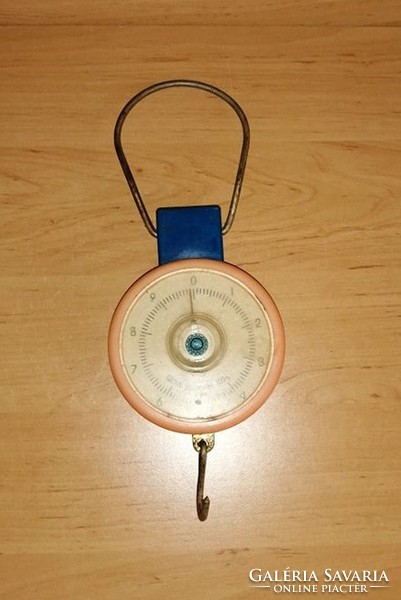 Old market bucket fish hanging scales (20/d)