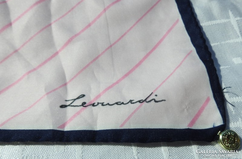 Excellent vintage Leonardi scarf - original Leonardi scarf