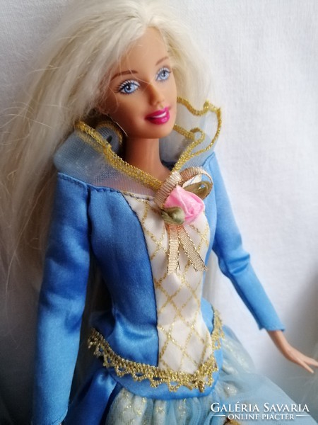 VINTAGE Barbie