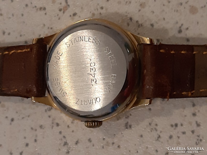 Bwc quartz watch