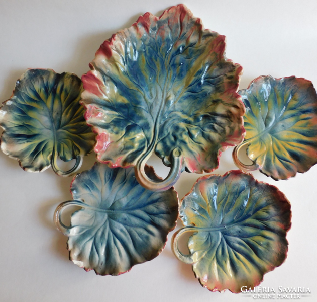 Set of antique leaf shaped majolica cakes