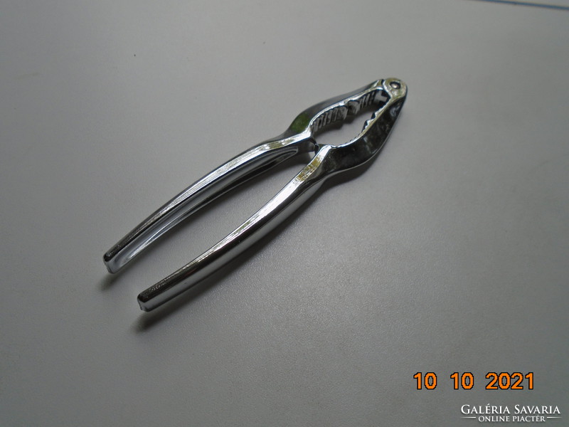 Brand new fgb italy chromed stainless steel tongs for opening seafood, nuts, chestnuts