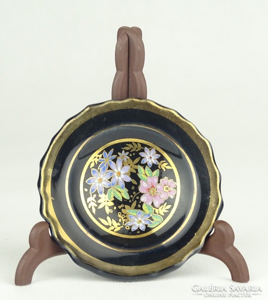 1G128 Régi porcelán mini dísztányér fekete arany 6.5 cm