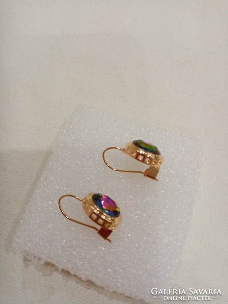 Gold-plated glitter stone earrings