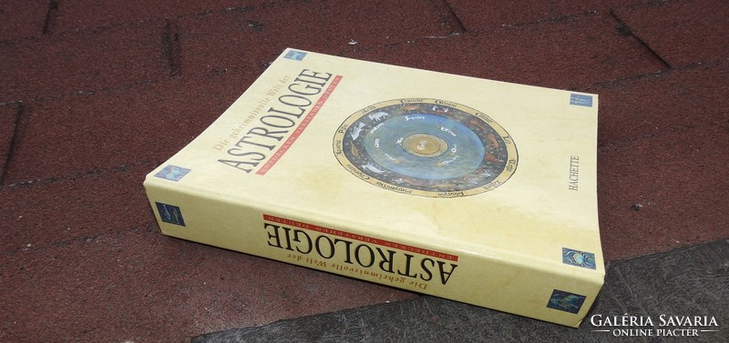 Astrologie - die geheimnisvolle welt der astrologie - hachette - bound book