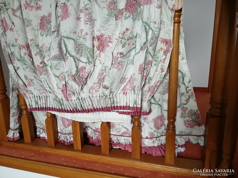 Beautiful English, flower pattern, lined curtain set with headboard, canopy, accessories