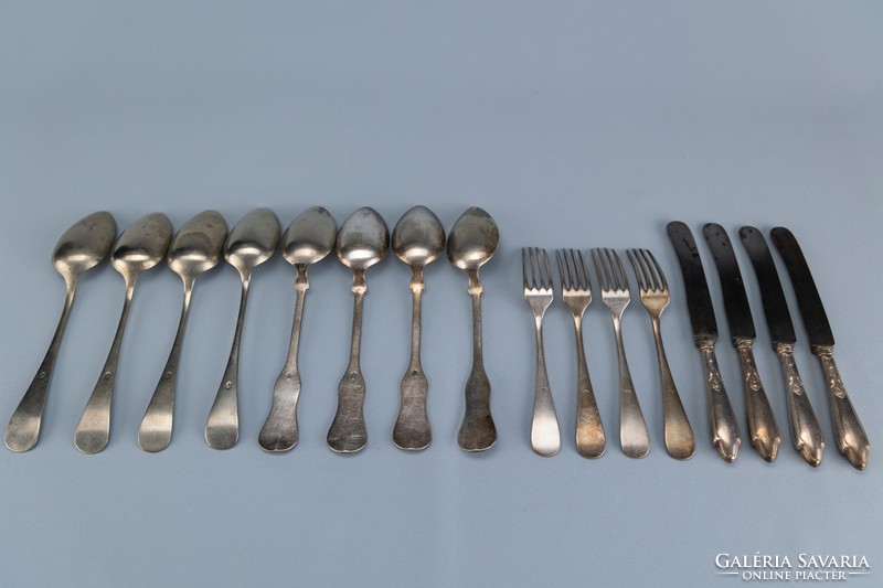 Old cutlery, 16 pieces, mixed.