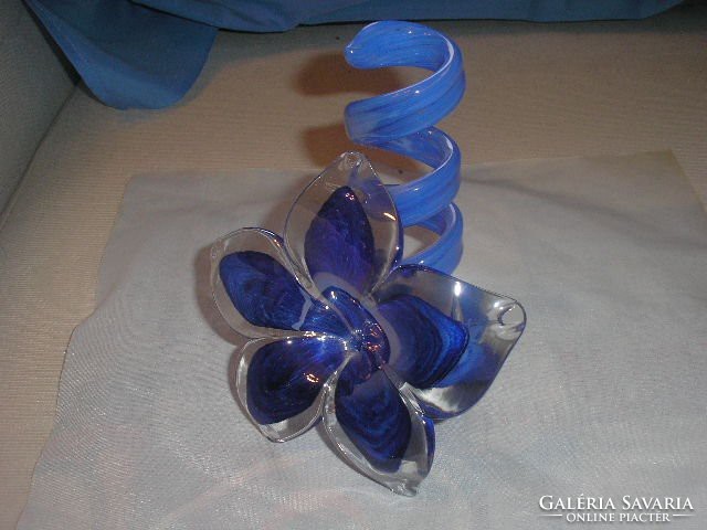 Murano, sapphire blue twisted glass ornament flawless rarity 16cm