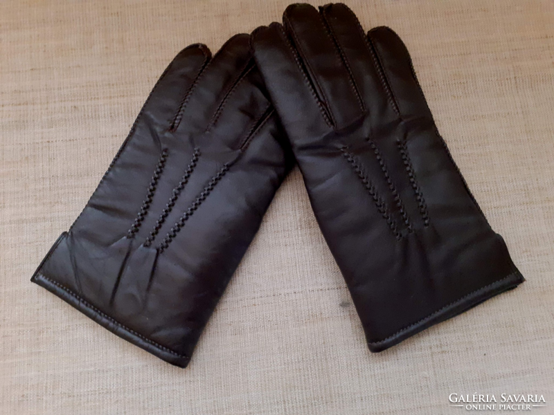 Retro beautiful leather handmade black leather gloves