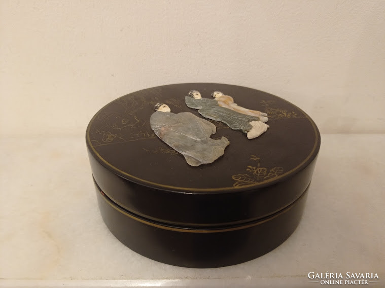Antique small circular Asian Chinese black lacquer box with pumice geisha paste inlay
