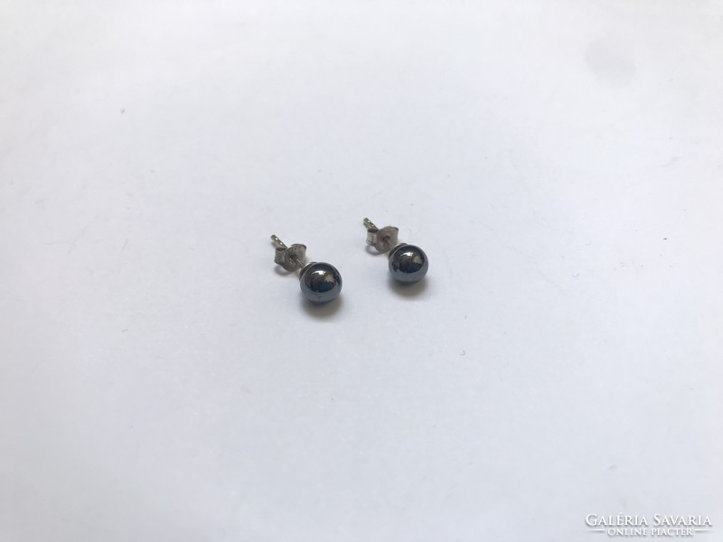 Hematite pearl earrings