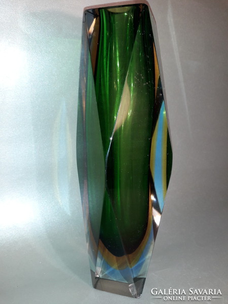 Now worth the price 25 cm murano allesandro mandruzzato sommerso diamond-cut glass vase with small box