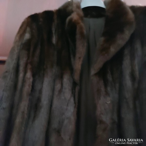Beautiful dark brown, deep brown mink fur, elegant, long, condition
