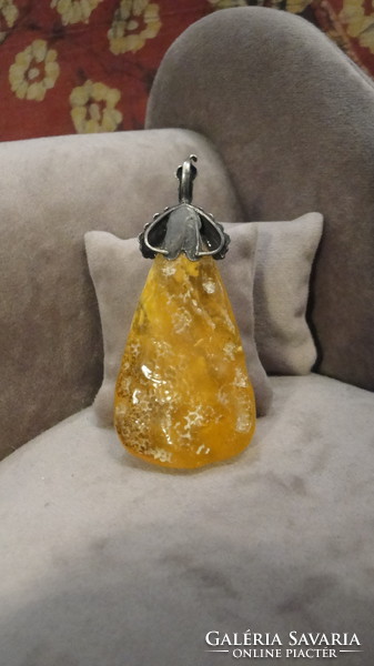 Antique polish honey amber pendant