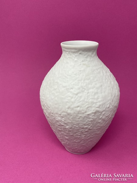 Vintage modern hófehér, fehér Metzler & Ortloff biszkvit porcelán váza 18cm- CZ