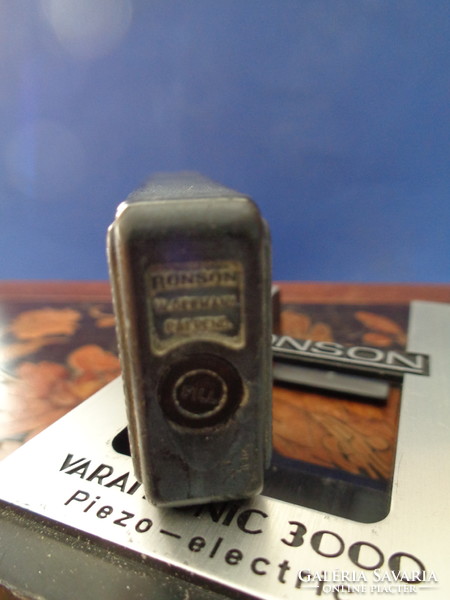Vintage ronson lighter holder