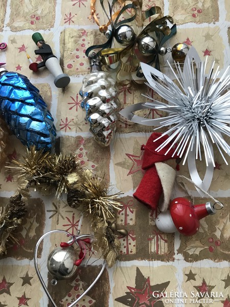 Old Christmas tree decoration package with mushroom cone etc.