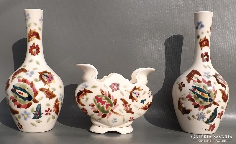Antik perzsa mintás porcelán vázák 3 db.
