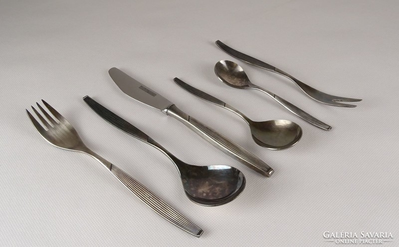 1G150 Régi ezüstözött Michelin evőeszköz készlet 27 darab