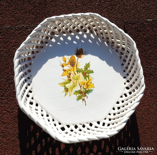 Bodrogkeresztúr ceramic tableware bowl with wicker basket pattern rim