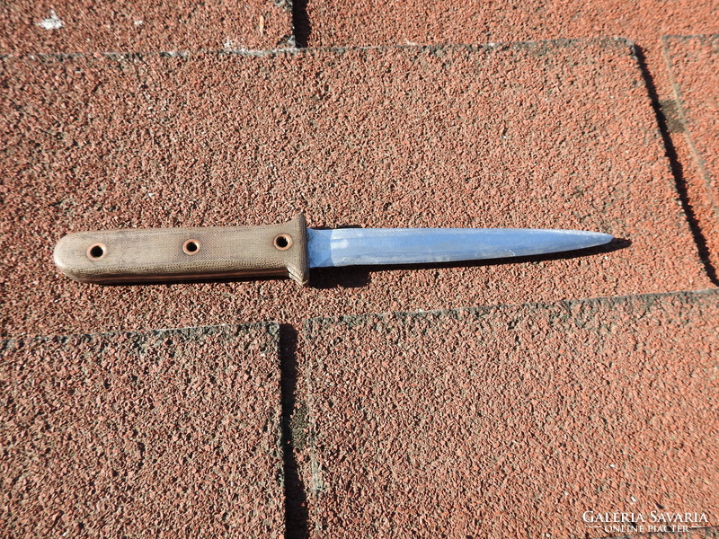 Old bayonet - double-edged knife