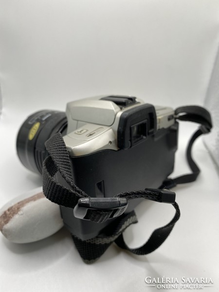 Sigma UC 28-70 objektiv plusz Minolta Dynax 3L fényképezőgép