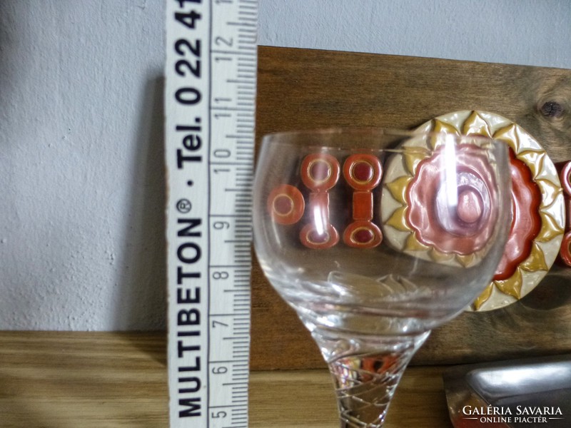 Special twisted brandy aperitif glasses with tray