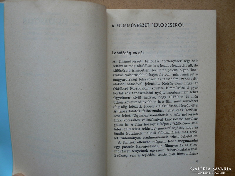Hungarian film between 1945-1956, noble Charles 1980, book in good condition (300 copies), rarity !!!