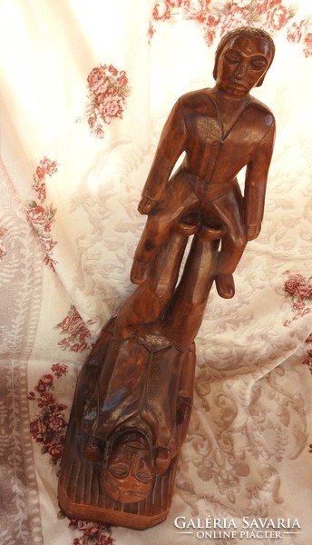 Sculptor János Tolvay - - artist - wood carving