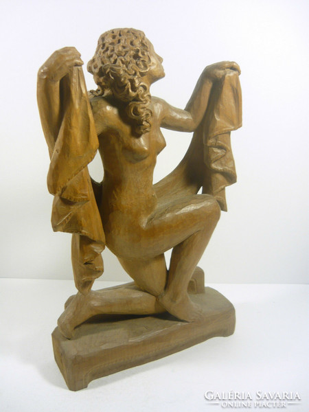 Posing naked lady 30.8 Cm signed hand-carved wooden sculpture, flawless! (F046)