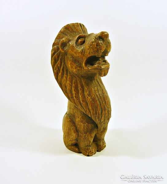 Sitting lion signed hand-carved wooden statue, flawless! (F024)