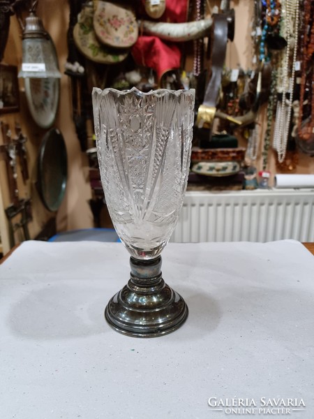 Régi ezüst talpas kristály váza