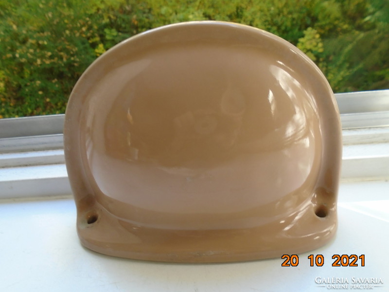Retro glazed ceramic wall soap dish