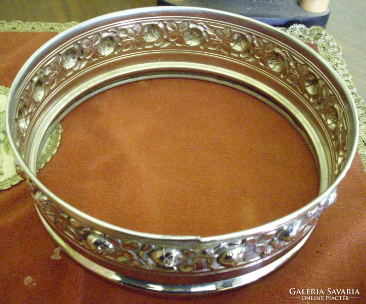 Silver-plated rose serving with polished glass insert