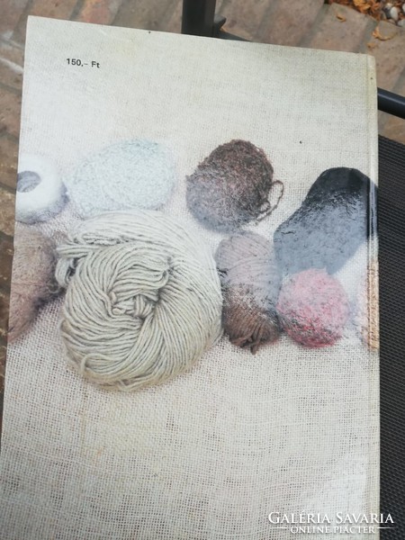 Golden Hand Knitting Pattern Book 1986
