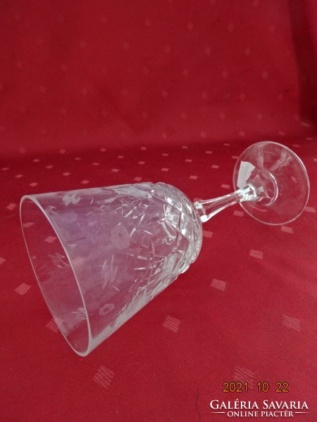 Crystal glass, base, height 17.5 cm, diameter 8 cm. He has!